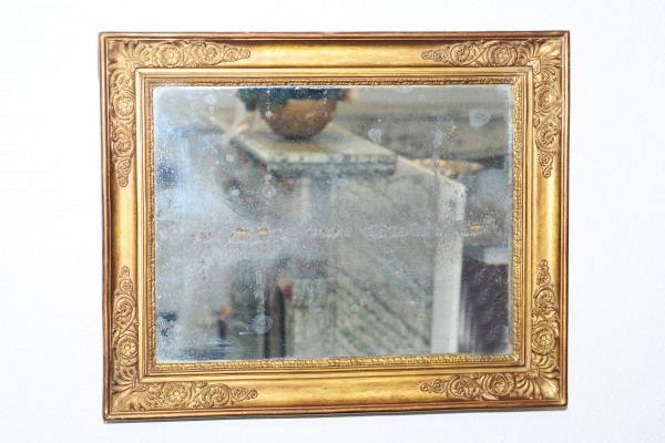 fein gearbeiteter, goldener spiegel  - bleiverglasung -