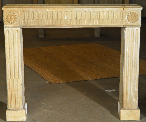 Stil: Louis XVI Ausführung: Sandstein
