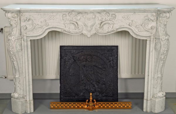 Stil: Louis XIV,  Farbe: weiß-carrara,  Ausführung: Marmor