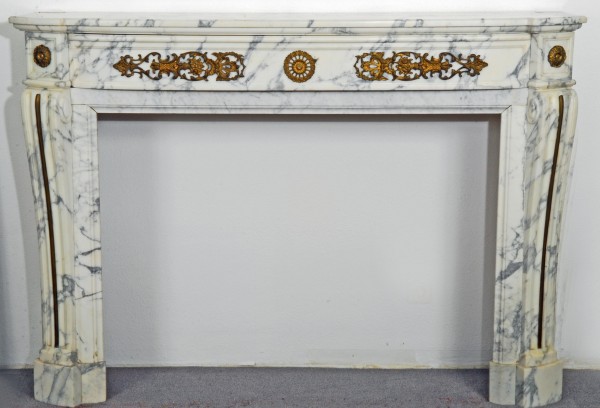 stil: louis XVI,  weiß/grauer  marmorkamin