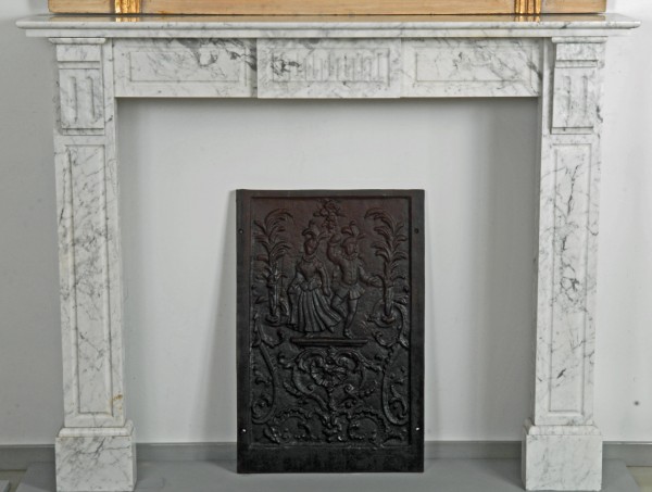 Stil: Louis XVI,  Farbe: carrara-weiß,  Ausführung: Marmor